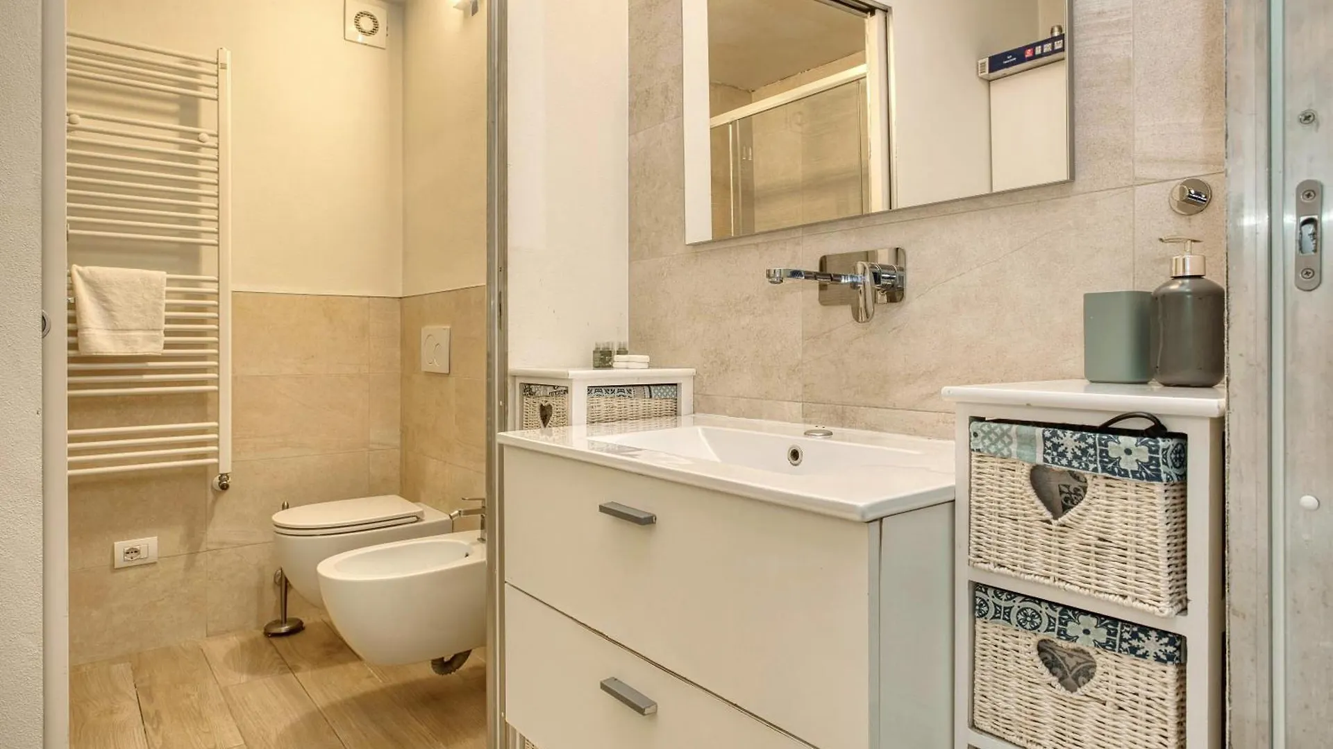 מילאנו Modern Loft Near Bosco Verticale דירה